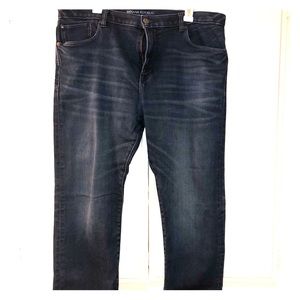 Banana Republic Slim Traveler Jean